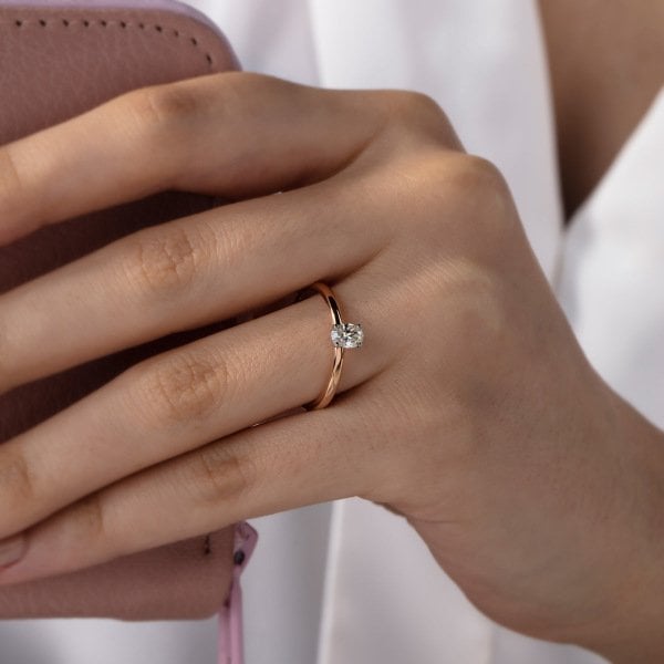 0,31 Karat Pırlanta Oval Tektaş Yüzük