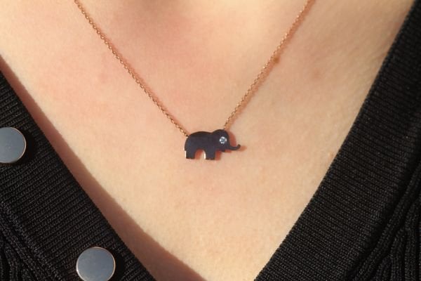 0,03 Karat Fil Tasarımlı Pırlanta Kolye