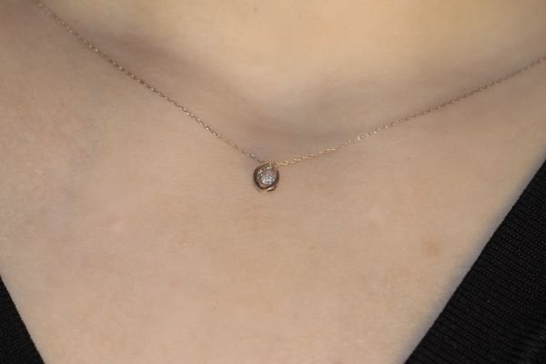 0,03 Karat Pırlanta Tektaş Kolye