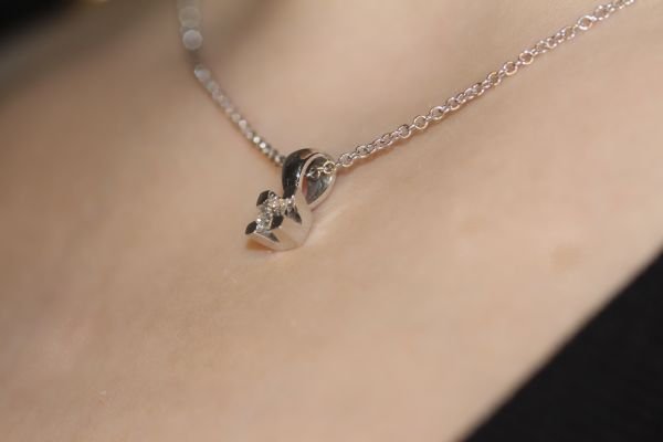 0,20 Karat Pırlanta Tektaş Kolye