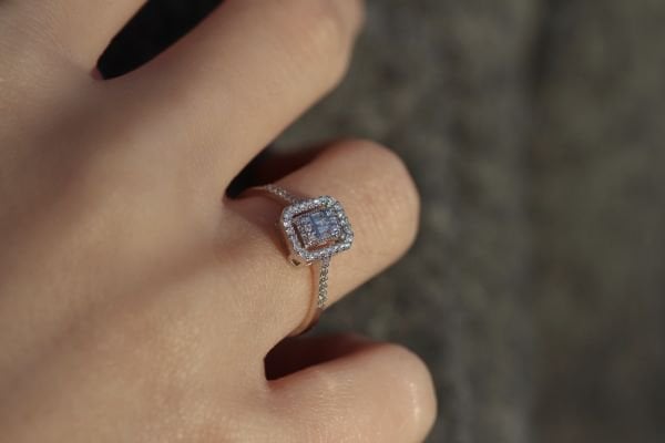 0,25 Karat Pırlanta Baget Yüzük