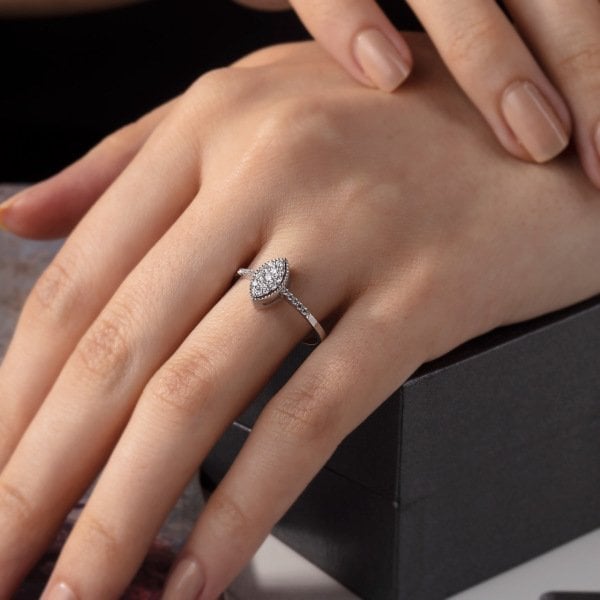 0,24 Karat Pırlanta Tasarım Yüzük