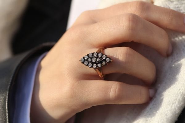 0,10 Karat Elmas Tasarım Yüzük