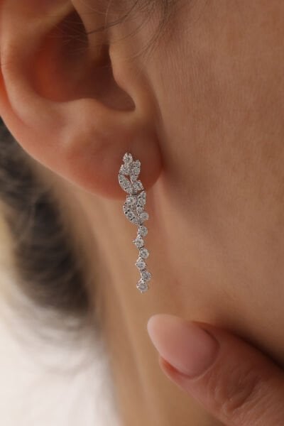 0,74 Karat Pırlanta Tasarım Küpe