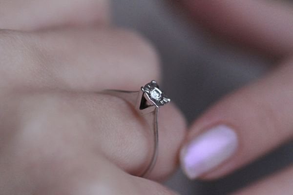 0,07 Karat Pırlanta Tektaş Yüzük