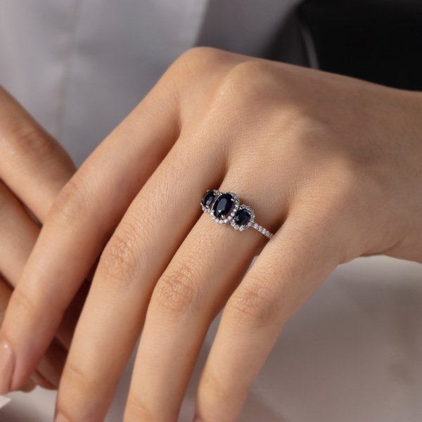 1,45 Karat Pırlanta Safir Yüzük