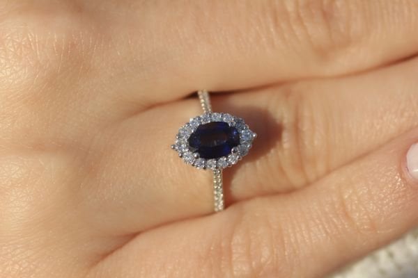 1,31 Karat Pırlanta Safir Yüzük