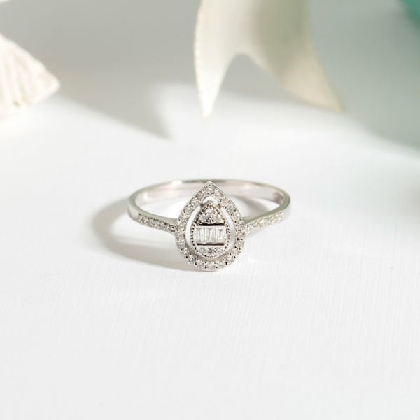 Pırlanta Damla Baget Yüzük