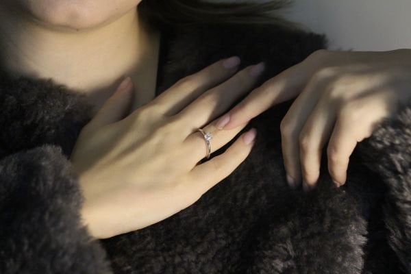 0,31 Karat Pırlanta Tektaş Oval Yüzük