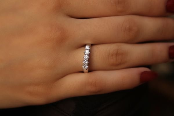 0.51 Karat Pırlanta Beştaş Yüzük