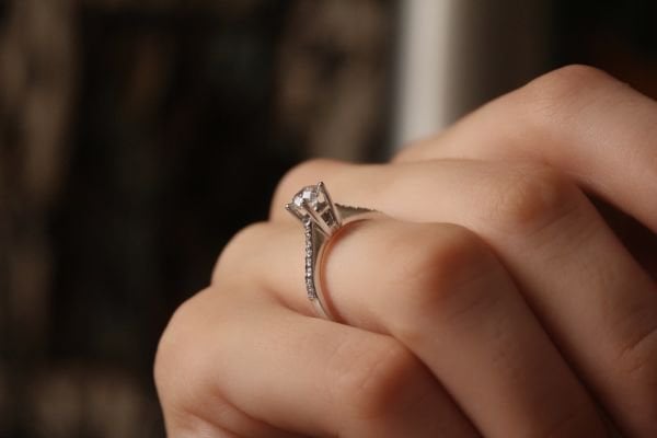 0,72 Karat Pırlanta GIA Sertifikalı Tektaş Yüzük