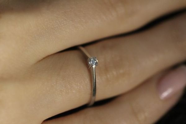 0,07 Karat Pırlanta Tektaş Yüzük