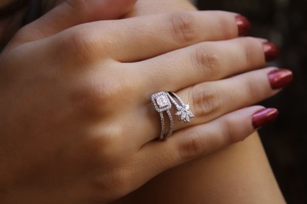 0,73 Karat Pırlanta Baget Yüzük