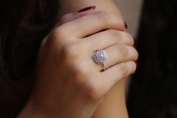 0,33 Karat Pırlanta Baget Yüzük