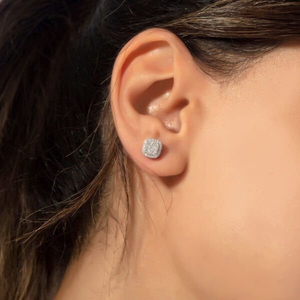 0,58 Karat Pırlanta Tasarım Küpe