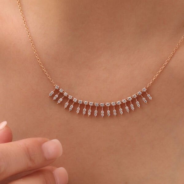 0,92 Karat Pırlanta Tasarım Rose Kolye