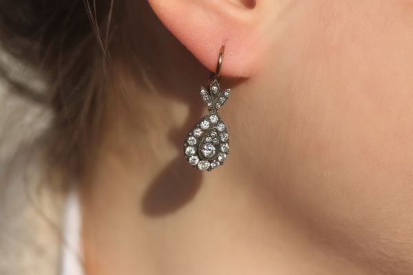 1,80 Karat Elmas Tasarım Küpe