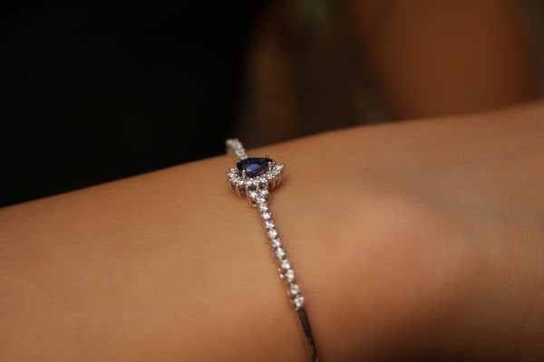 0,44 Karat Pırlantalı Safir Bileklik