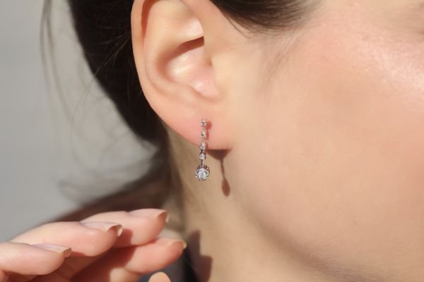 0,44 Karat Pırlanta Tasarım Küpe