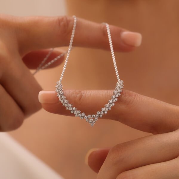 0,83 Karat Pırlanta Tasarım Kolye
