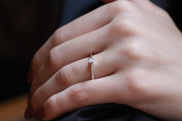 0,09 Karat Pırlanta Tektaş Yüzük