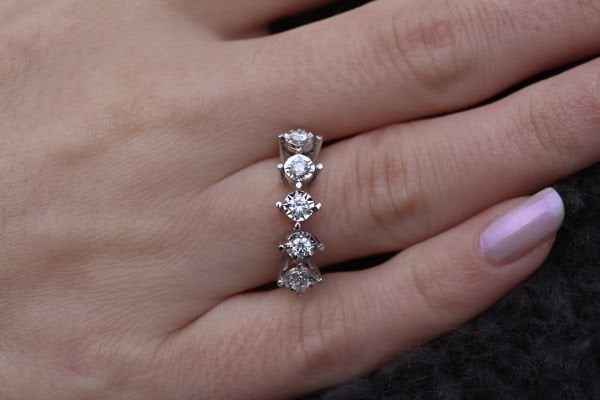 0.36 Karat Pırlanta Beştaş Yüzük