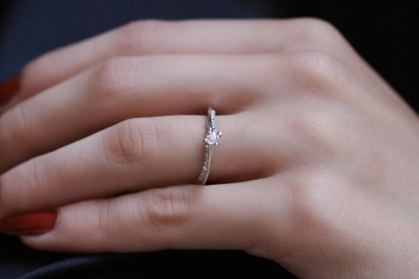 0,22 Karat Pırlanta Tektaş Yüzük