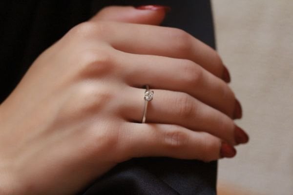 0,21 Karat Pırlanta Tektaş Yüzük