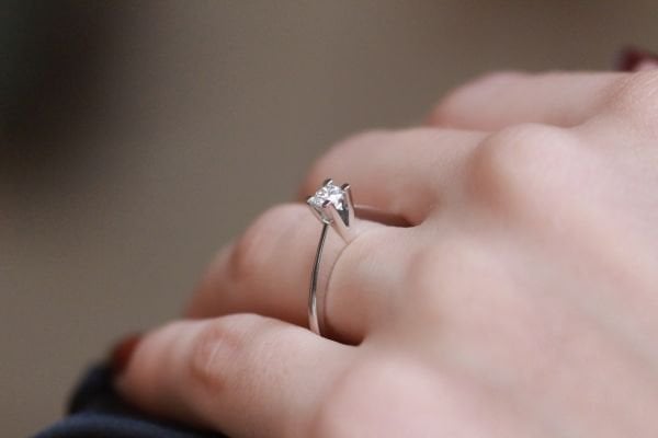 0,21 Karat Pırlanta Tektaş Yüzük