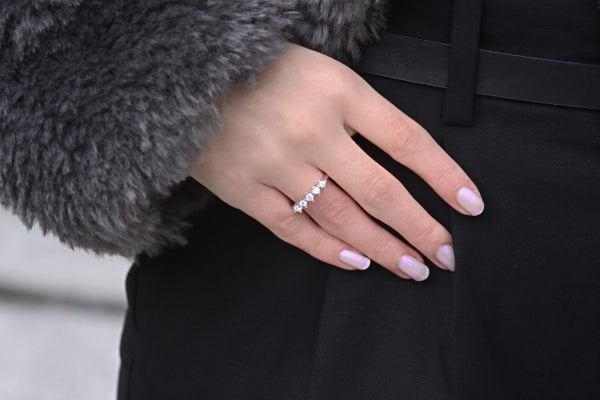 0.43 Karat Pırlanta Beştaş Yüzük