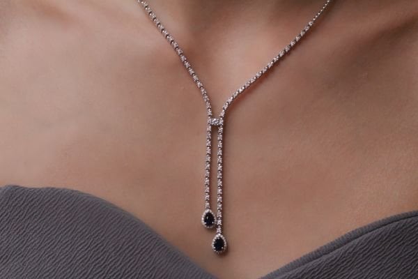 4,83 Karat Pırlanta Safir Kolye