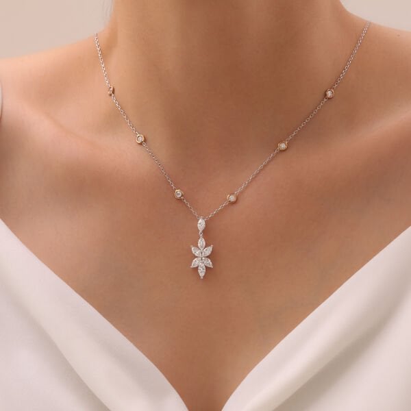 4,76 Karat Pırlanta Tasarım Kolye