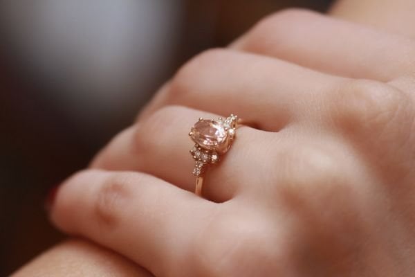 1,10 Karat Pırlanta Morganit Tasarım Yüzük