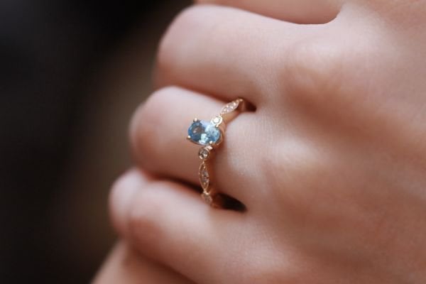 0,75 Karat Pırlanta Vintage Oval London Blue Yüzük