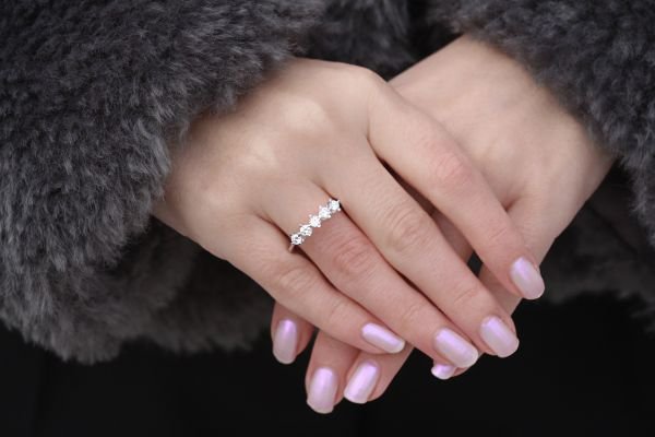 0.50 Karat Pırlanta Beştaş Yüzük