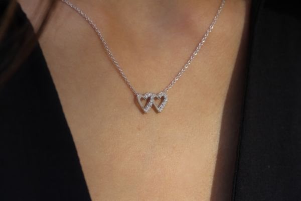 0,25 Karat Pırlanta Kalpli Kolye
