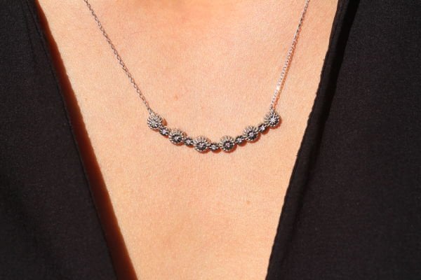 0,08 Karat Pırlanta Tasarım Kolye