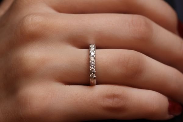 0,37 Karat Pırlanta Yarımtur Yüzük