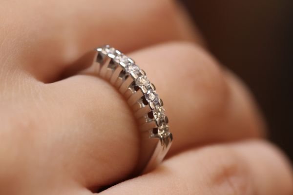 0,37 Karat Pırlanta Yarımtur Yüzük