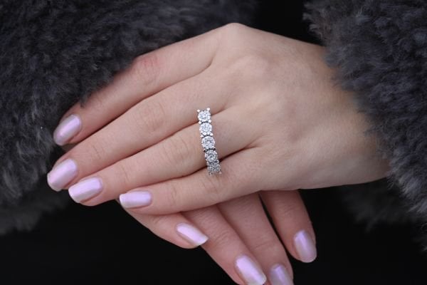 0.90 Karat Pırlanta Beştaş Yüzük