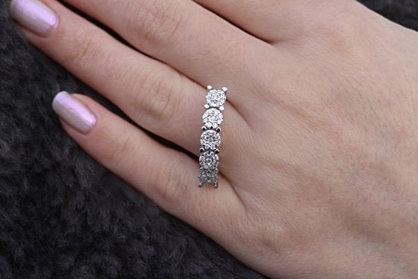 0.90 Karat Pırlanta Beştaş Yüzük