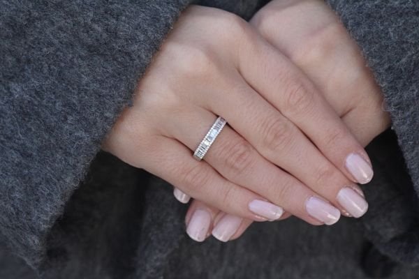 1.15 Karat Pırlanta Baget Yarımtur Yüzük