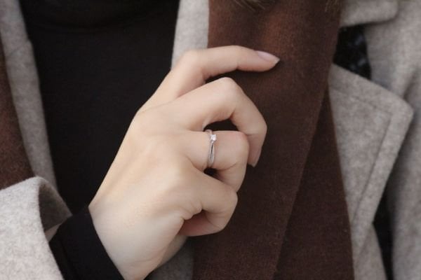 0,11 Karat Pırlanta Tektaş Yüzük