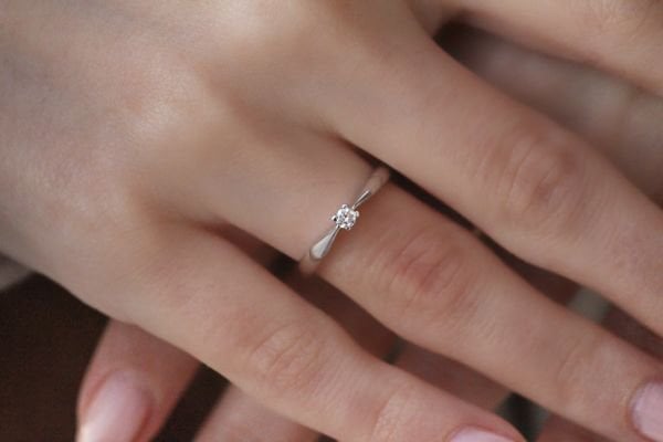 0,11 Karat Pırlanta Tektaş Yüzük