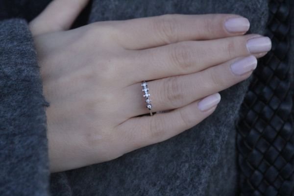 0,08 Karat Pırlanta Beştaş Yüzük