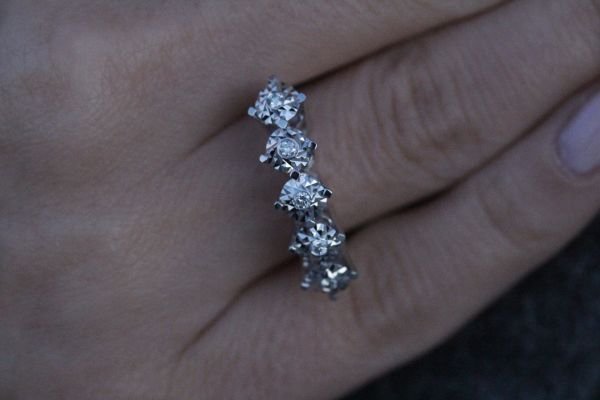 0,10 Karat Pırlanta Beştaş Yüzük