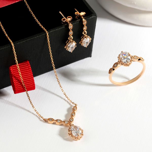 Pırlanta Vintage Beyaz Fancy Yüzük