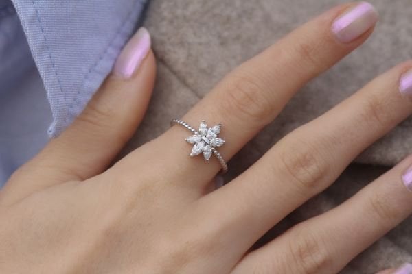 0,72 Karat Pırlanta Tasarım Yüzük