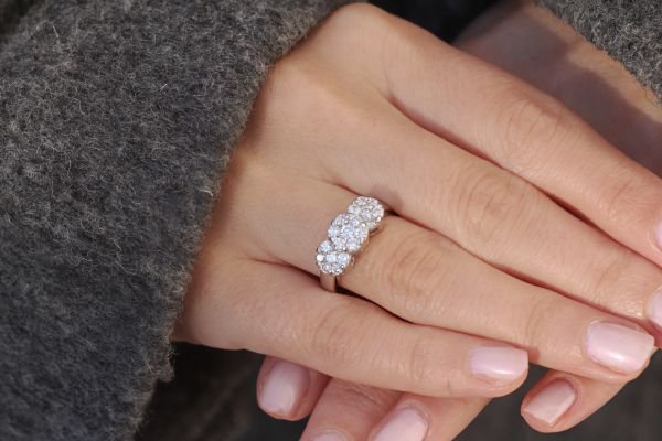 1,25 Karat Pırlanta Tria Yüzük