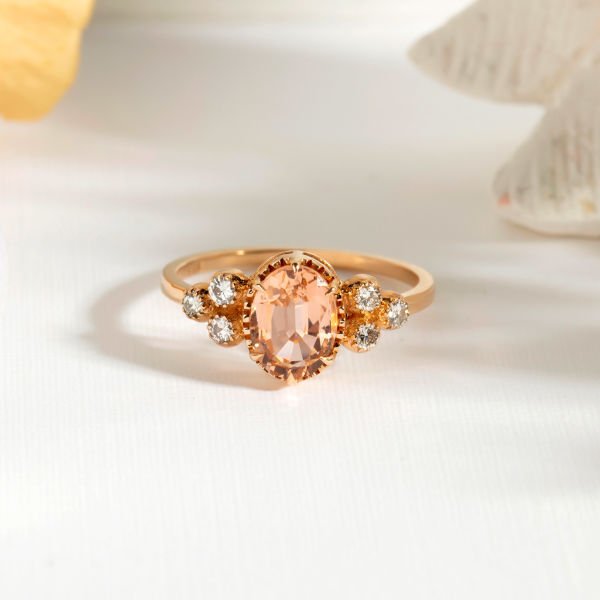 1,43 Karat Pırlanta Vintage Morganit Oval Yüzük